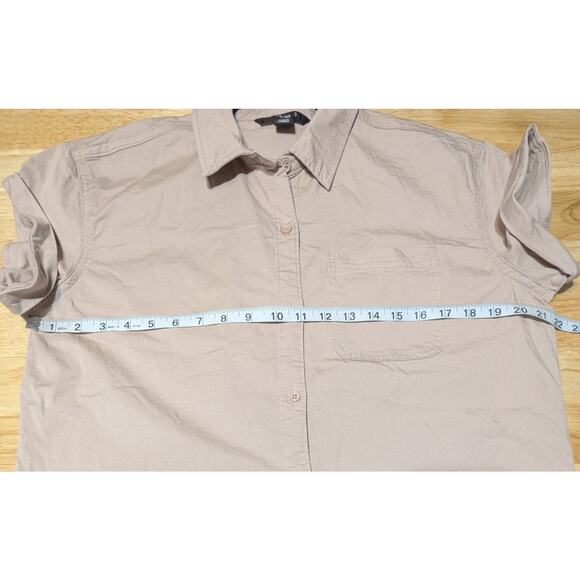 Stitch Star Shirt Womens Small Short Sleeve Button Up Pocket Tan Lightweight Top - Picture 2 of 10